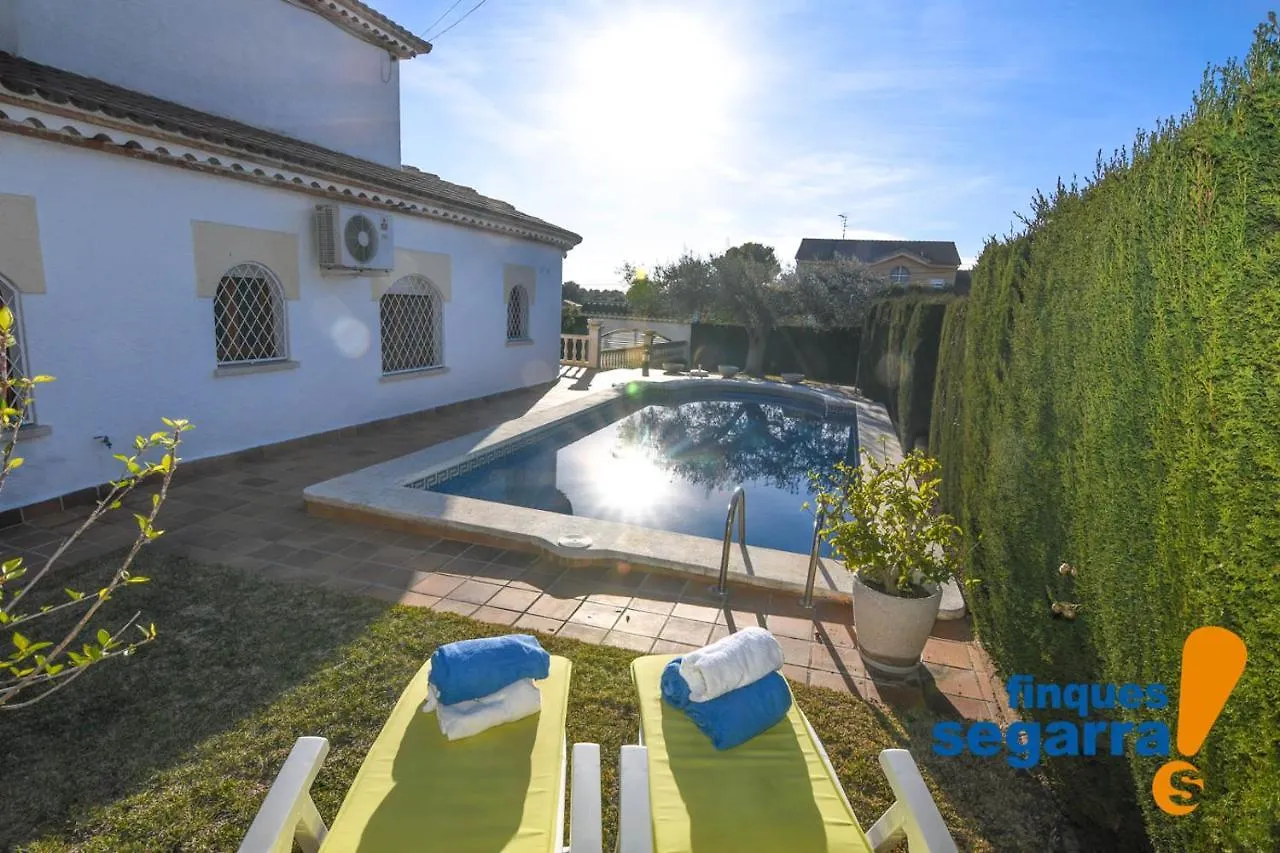 Holiday home Casa Amic Villa El Vendrell