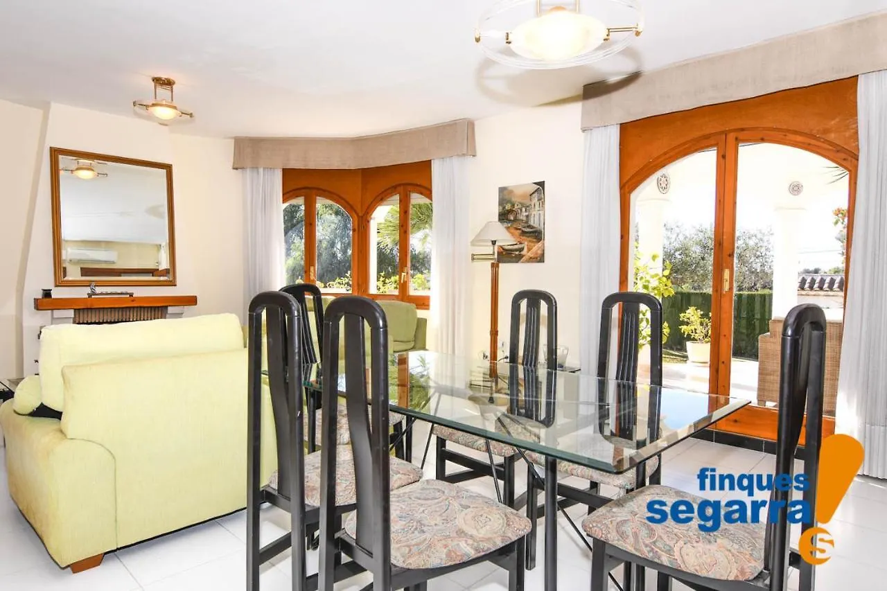 Casa Amic Villa El Vendrell 0*,